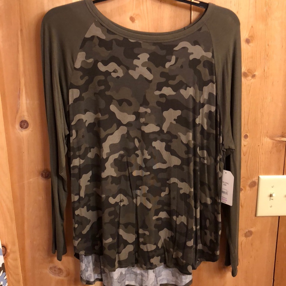 NWT Faded Glory Camo Tee